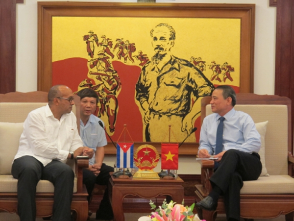 Đẩy mạnh hợp tác giao thông vận tải Việt Nam - Cuba